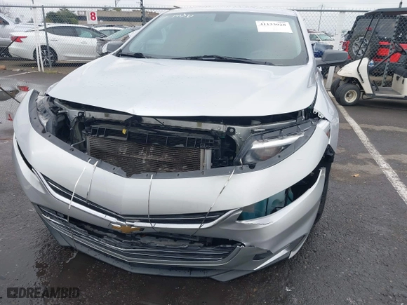 2020 Chevrolet Malibu LS with VIN 1G1ZC5ST8LF015665, listed as a IAAI auction lot 41133020 with 87,738 mi miles. Bid and sale history available at carsss.com. Image 6.