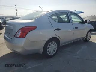 2012 Nissan Versa S with VIN 3N1CN7AP1CL939333, listed as a Copart auction lot 62337705 with 38,037 mi miles and Salvage title. Bid and sale history available at DreamBid. Image 3.