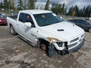 2016 Ram 1500 Sport z VIN 1C6RR7HT1GS341479, wystawiony jako IAAI lot #41943001 z przebiegiem 127 115 mil mil oraz . Historia ofert i sprzedaży dostępna na DreamBid. Obrazek 1.
