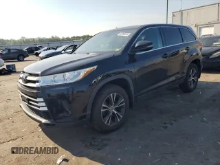 2019 Toyota Highlander LE with VIN 5TDBZRFH3KS963555, listed as a Copart auction lot 62294815 with 64,965 mi miles and Salvage title. Bid and sale history available at DreamBid. Image 1.