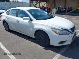 2016 Nissan Altima 2.5 S with VIN 1N4AL3AP1GN305423, listed as a IAAI auction lot 41804647 with 150,122 mi miles. Bid and sale history available at carsss.com. Image 1.