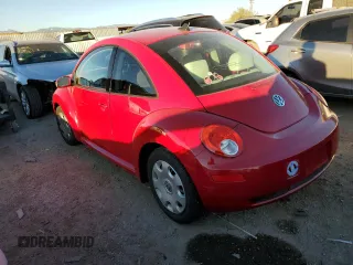 2010 Volkswagen New Beetle Coupe with VIN 3VWRW3AGXAM026393, listed as a Copart auction lot 80886254 with 0 mi miles and Salvage Title. Bid and sale history available at carsss.com. Image 2.