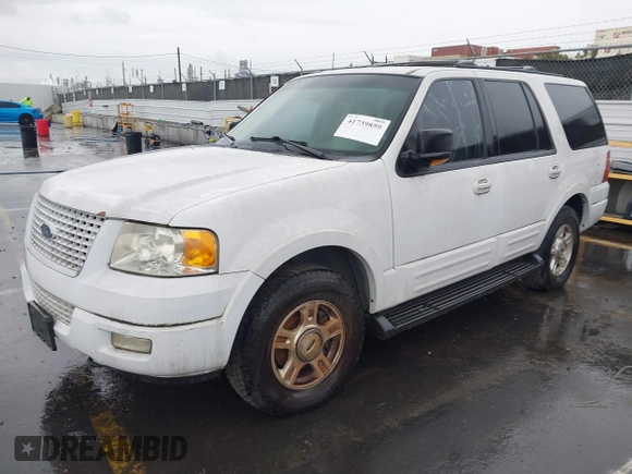 2003 Ford Expedition Eddie Bauer with VIN 1FMPU18L63LB22528, listed as a IAAI auction lot 41739859 with 171,670 mi miles. Bid and sale history available at carsss.com. Image 2.
