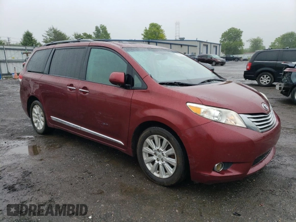 2011 Toyota Sienna XLE z VIN 5TDDK3DC6BS014552, wystawiony jako Copart lot #58292205 z przebiegiem 95 898 mil mil oraz Czysty tytuł • Clean title. Historia ofert i sprzedaży dostępna na DreamBid. Obrazek 4.