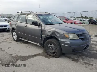 2004 Mitsubishi Outlander LS with VIN JA4LX31FX4U046408, listed as a Copart auction lot 78722924 with 174,908 mi miles and Salvage Title. Bid and sale history available at carsss.com. Image 4.