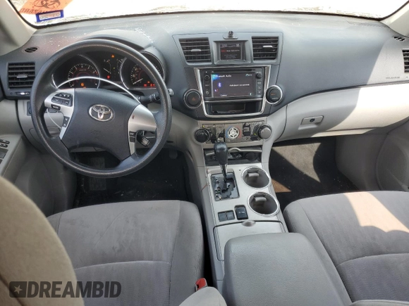 2013 Toyota Highlander with VIN 5TDZA3EH7DS034217, listed as a Copart auction lot 51240545 with 123,285 mi miles and Clean Title. Bid and sale history available at DreamBid. Image 8.