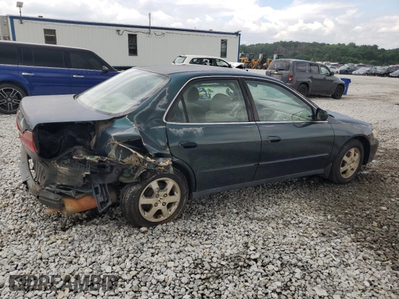 2000 Honda Accord SE with VIN 1HGCG5677YA049486, listed as a Copart auction lot 58548565 with 267,067 mi miles and Salvage title. Bid and sale history available at DreamBid. Image 3.