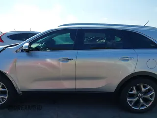 2019 Kia Sorento EX Sport V6 with VIN 5XYPH4A52KG603439, listed as a IAAI auction lot 41784097 with 49,481 mi miles. Bid and sale history available at carsss.com. Image 15.
