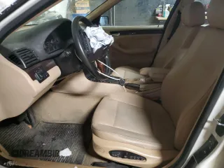 2002 BMW 3 Series 325i with VIN WBAET37452NJ21164, listed as a Copart auction lot 45748215 with 0 mi miles and Salvage Title. Bid and sale history available at carsss.com. Image 7.