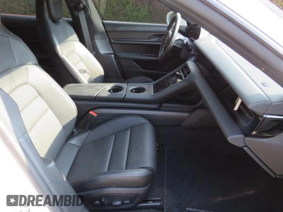 2022 Porsche Taycan 4 with VIN WP0BA2Y19NSA67581, listed as a Copart auction lot 55142525 with 6,775 mi miles and Salvage Title. Bid and sale history available at DreamBid. Image 5.