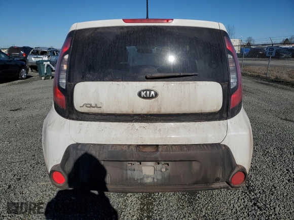 2016 Kia Soul with VIN KNDJN2A21G7381182, listed as a Copart auction lot 44743045 with 96,431 mi miles and Salvage Title. Bid and sale history available at carsss.com. Image 6.