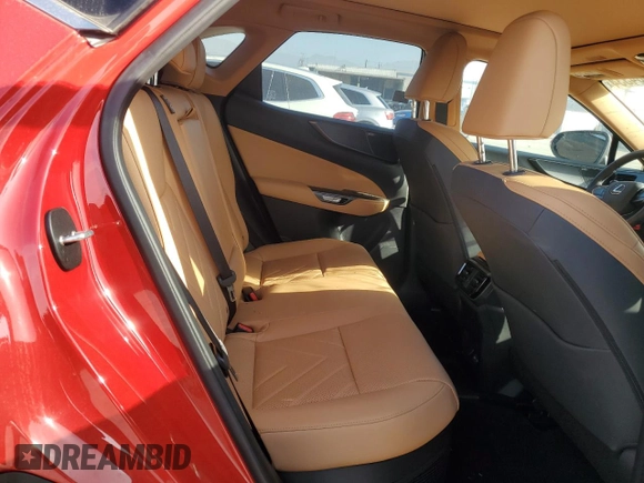 2025 Lexus NX 450h+ Luxury z VIN JTJHKCFZ8S2045003, wystawiony jako Copart lot #83684334 z przebiegiem 2 269 mil mil oraz Szkoda całkowita • Salvage title. Historia ofert i sprzedaży dostępna na DreamBid. Obrazek 11.