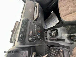 2005 Jeep Wrangler SE with VIN 1J4FA29145P369029, listed as a Copart auction lot 81878874 with 102,942 mi miles and Clean Title. Bid and sale history available at carsss.com. Image 9.