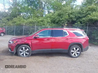 2018 Chevrolet Traverse LT z VIN 1GNEVHKW6JJ184290, wystawiony jako IAAI lot #42176919 z przebiegiem 103 835 mil mil oraz . Historia ofert i sprzedaży dostępna na DreamBid. Obrazek 14.