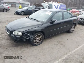 2009 Volvo S60 2.5T with VIN YV1RH592692723722, listed as a IAAI auction lot 41302600 with 126,027 mi miles. Bid and sale history available at carsss.com. Image 19.