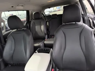 2024 Kia Carnival EX with VIN KNDNC5H31R6421390, listed as a Copart auction lot 55661565 with 18,515 mi miles and Salvage Title. Bid and sale history available at DreamBid. Image 11.