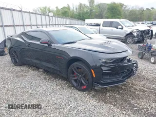 2022 Chevrolet Camaro 1SS with VIN 1G1FF1R75N0116485, listed as a IAAI auction lot 41920161 with 33,440 mi miles and . Bid and sale history available at carsss.com. Image 1.