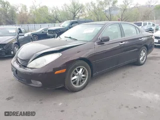 2003 Lexus ES 300 with VIN JTHBF30G930103166, listed as a IAAI auction lot 42019548 with 176,241 mi miles. Bid and sale history available at carsss.com. Image 2.