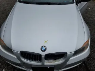 2008 BMW 3 Series 335i z VIN WBAVB73598KY62632, wystawiony jako Copart lot #50238765 z przebiegiem Nie podano mil oraz Nie do naprawy • Non repairable. Historia ofert i sprzedaży dostępna na DreamBid. Obrazek 11.