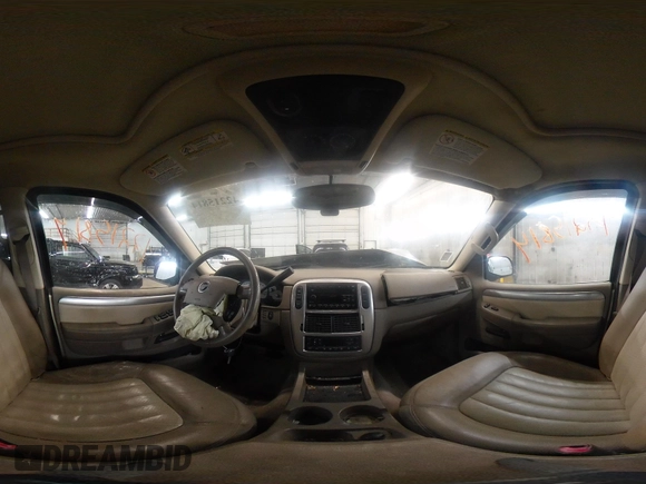 2003 Mercury Mountaineer Convenience z VIN 4M2ZU86K23ZJ06043, wystawiony jako IAAI lot #42215814 z przebiegiem 259 172 mil mil oraz . Historia ofert i sprzedaży dostępna na DreamBid. Obrazek 19.
