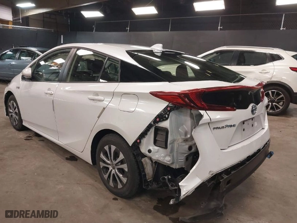 2022 Toyota Prius Prime LE with VIN JTDKAMFP4N3204257, listed as a IAAI auction lot 41823325 with 28,635 mi miles. Bid and sale history available at carsss.com. Image 6.