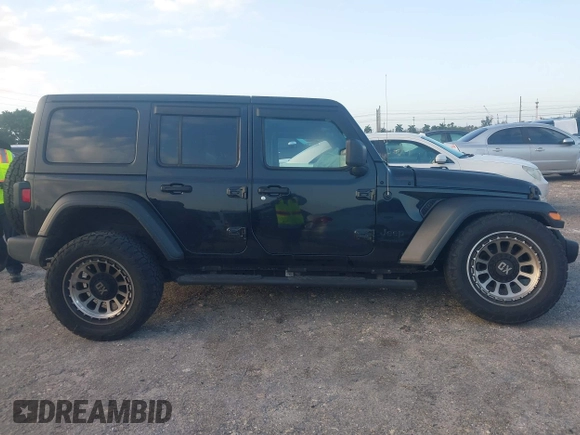 2021 Jeep Wrangler Unlimited Willys with VIN 1C4HJXDN0MW636466, listed as a IAAI auction lot 42005308 with 25,245 mi miles and . Bid and sale history available at DreamBid. Image 14.