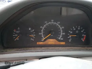 1999 Mercedes-Benz CLK 320/430 with VIN WDBLK65G2XT010875, listed as a Copart auction lot 72654434 with 193,291 mi miles and Salvage Title. Bid and sale history available at DreamBid. Image 9.