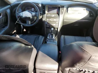 2015 Infiniti QX70 z VIN JN8CS1MU6FM381224, wystawiony jako Copart lot #44370405 z przebiegiem 90 195 mil mil oraz Szkoda całkowita • Salvage title. Historia ofert i sprzedaży dostępna na DreamBid. Obrazek 8.