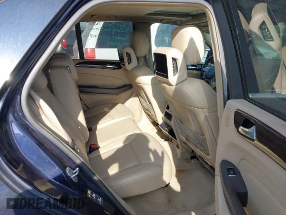 2012 Mercedes-Benz M ML 350 with VIN 4JGDA5HB9CA056210, listed as a IAAI auction lot 41892887 with 178,836 mi miles. Bid and sale history available at carsss.com. Image 8.