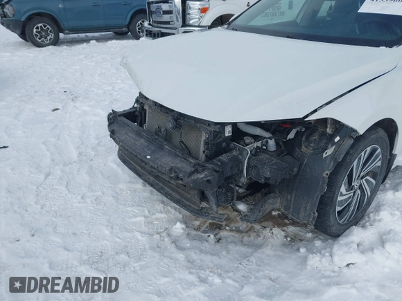 2021 Volkswagen Jetta SEL с VIN 3VWE57BU2MM051239, выставлен на аукционе IAAI как лот 41539604 с пробегом 63 017 миль миль и . История ставок и продаж доступна на DreamBid. Изображение 6.