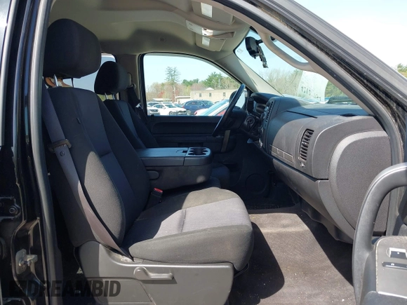 2010 Chevrolet Silverado 1500 LT with VIN 3GCRKSE34AG148293, listed as a IAAI auction lot 42127754 with 140,174 mi miles and . Bid and sale history available at DreamBid. Image 5.