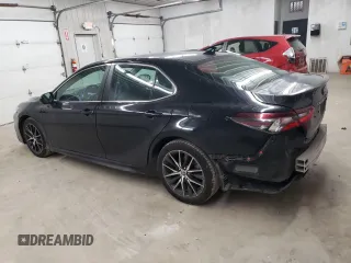 2022 Toyota Camry SE with VIN 4T1G11AK1NU654020, listed as a Copart auction lot 49228125 with 131,818 mi miles and Clean Title. Bid and sale history available at DreamBid. Image 2.