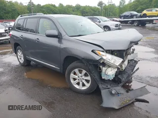 2012 Toyota Highlander with VIN 5TDBK3EH4CS123918, listed as a IAAI auction lot 42311083 with 218,256 mi miles and . Bid and sale history available at DreamBid. Image 1.