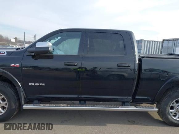 2022 Ram 2500 Laramie with VIN 3C6UR5FJ5NG248842, listed as a IAAI auction lot 41342784 with 45,405 mi miles. Bid and sale history available at carsss.com. Image 14.