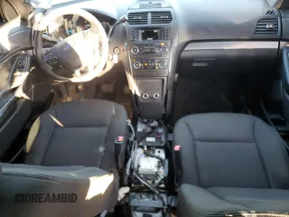 2016 Ford Utility Police Interceptor with VIN 1FM5K8AR8GGA19484, listed as a Copart auction lot 72447784 with 127,948 mi miles and Salvage Title. Bid and sale history available at carsss.com. Image 8.