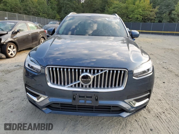 2021 Volvo XC90 Inscription Expression with VIN YV4BR0CL0M1738477, listed as a Copart auction lot 68689594 with 31,095 mi miles and Salvage Title. Bid and sale history available at carsss.com. Image 5.