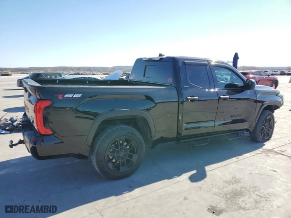 2023 Toyota Tundra 4WD SR5 with VIN 5TFLA5DA4PX060777, listed as a Copart auction lot 42047755 with 28,939 mi miles and Salvage Title. Bid and sale history available at carsss.com. Image 3.