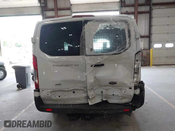 2024 Ford Transit z VIN 1FTYE2Y89RKB18494, wystawiony jako IAAI lot #42445260 z przebiegiem 19 070 mil mil oraz . Historia ofert i sprzedaży dostępna na DreamBid. Obrazek 16.