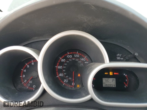 2010 Pontiac Vibe GT with VIN 5Y2SR6E00AZ400762, listed as a Copart auction lot 49232145 with 180,954 mi miles and Salvage Title. Bid and sale history available at carsss.com. Image 9.