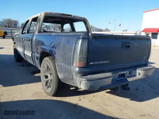 2006 Chevrolet Silverado 1500 LT1 with VIN 2GCEC13T261247672, listed as a IAAI auction lot 41654502 with 1 mi miles. Bid and sale history available at carsss.com. Image 3.