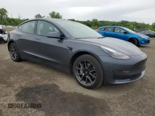 2023 Tesla Model 3 z VIN 5YJ3E1EA4PF627477, wystawiony jako Copart lot #58573825 z przebiegiem 19 018 mil mil oraz Szkoda całkowita • Salvage title. Historia ofert i sprzedaży dostępna na DreamBid. Obrazek 4.