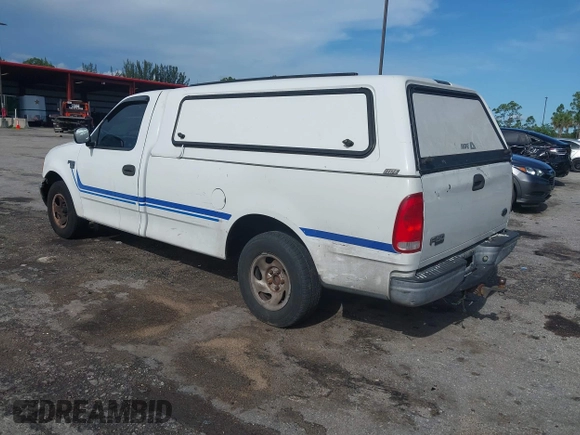 2004 Ford F-150 XL с VIN 2FTRF17W84CA14975, выставлен на аукционе IAAI как лот 42392138 с пробегом 121 799 миль миль и . История ставок и продаж доступна на DreamBid. Изображение 3.