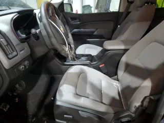 2021 Chevrolet Colorado 4WD Work Truck with VIN 1GCGTBENXM1287918, listed as a Copart auction lot 42219535 with 31,677 mi miles and Salvage Title. Bid and sale history available at carsss.com. Image 7.
