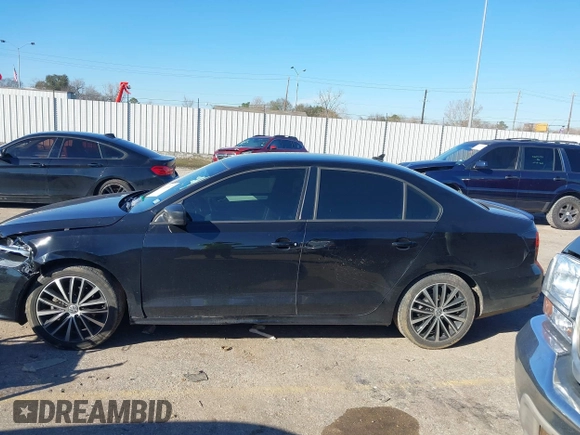 2016 Volkswagen Jetta Sport с VIN 3VWD17AJ7GM414525, выставлен на аукционе IAAI как лот 41657167 с пробегом 85 594 миль миль и . История ставок и продаж доступна на DreamBid. Изображение 14.