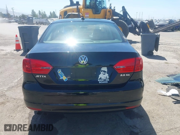 2013 Volkswagen Jetta SE with VIN 3VWDP7AJ7DM369161, listed as a IAAI auction lot 42277592 with 107,609 mi miles and . Bid and sale history available at DreamBid. Image 17.