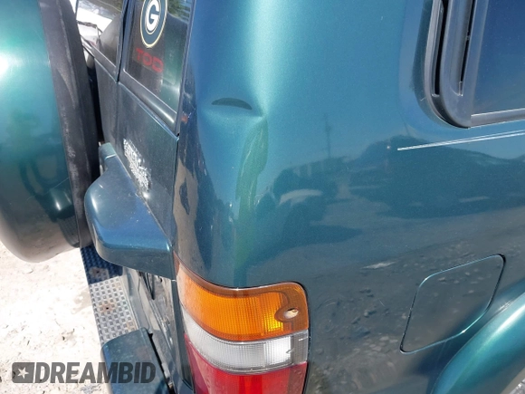 1999 Isuzu Trooper S with VIN JACDJ58X1X7917154, listed as a IAAI auction lot 42632311 with 200,023 mi miles and . Bid and sale history available at DreamBid. Image 12.