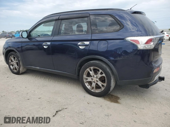 2015 Mitsubishi Outlander SE with VIN JA4AZ3A39FZ005622, listed as a Copart auction lot 55996605 with 121,285 mi miles and Salvage title. Bid and sale history available at DreamBid. Image 2.