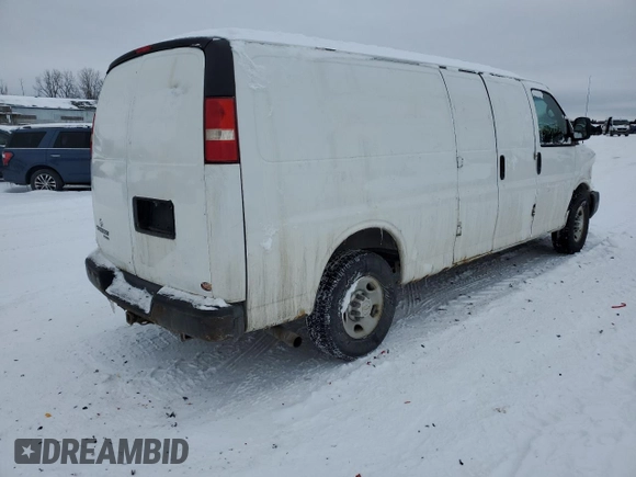 2012 Chevrolet Express Cargo Van with VIN 1GCWGGCA4C1200719, listed as a Copart auction lot 45421725 with 188,291 mi miles and Clean Title. Bid and sale history available at carsss.com. Image 3.