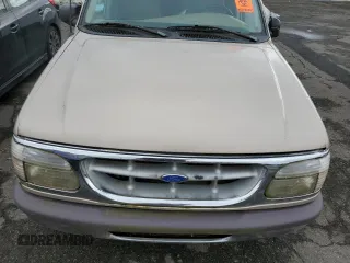 1997 Ford Explorer XLT with VIN 1FMDU35PXVZB69793, listed as a Copart auction lot 70712774 with 138,243 mi miles and Salvage title. Bid and sale history available at DreamBid. Image 11.
