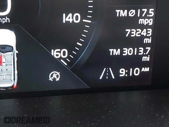 2018 Volvo XC90 Momentum with VIN YV4102PKXJ1343155, listed as a IAAI auction lot 41493054 with 73,243 mi miles. Bid and sale history available at carsss.com. Image 15.